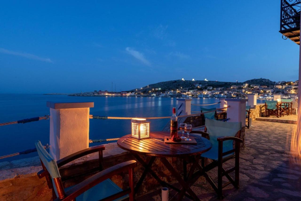 Villa Leleka Chalki Town ภายนอก รูปภาพ