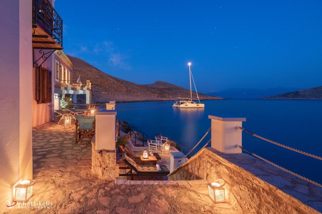Villa Leleka Chalki Town ภายนอก รูปภาพ